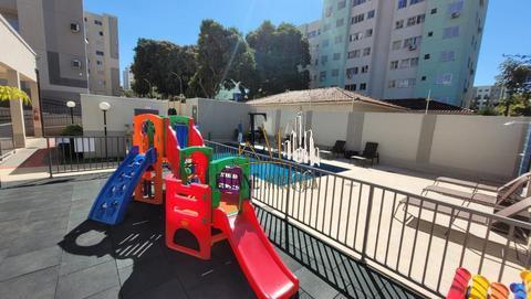 Apartamento à venda em Maringá, com 2 quartos, lavanderia, piscina, churrasqueira, playground