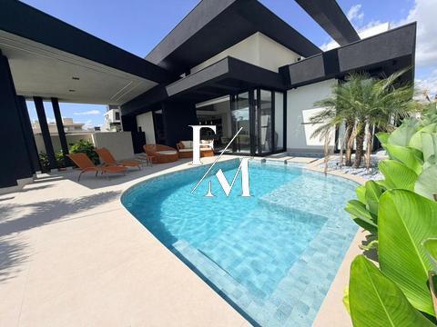 Casa de alto padrão em Porto Rico com 5 suítes, 6 banheiros, Home theater, adega, piscina, área gourmet e mobiliado